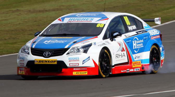 BTCC Brands Hatch FP1: Tom Ingram is fastest