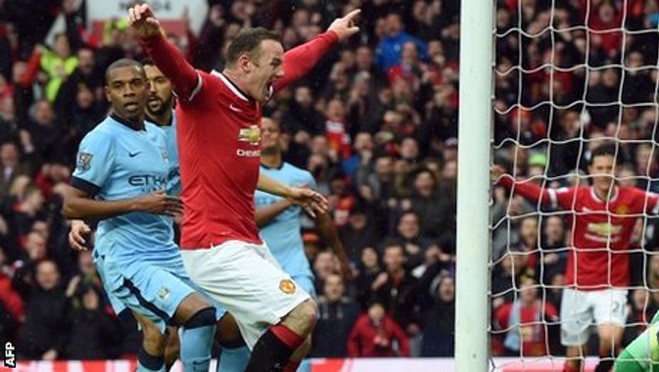 Premiership: Man Utd 4-2 Man City